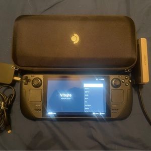 Steam deck 256Gb With charger and Jsaux Docking Station and 256 Micro SDCard